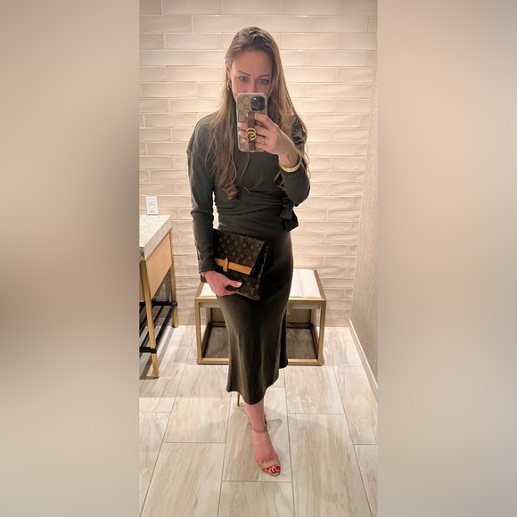 ❌ SOLD ON Ⓜ️ ❌ Vintage Louis Vuitton Pliante Clutch - Picture 16 of 16